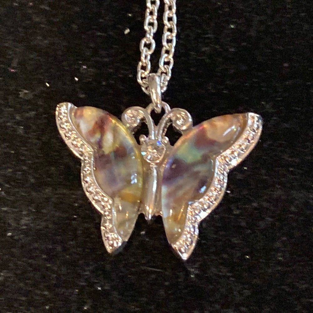 Silvertone Beautiful Butterfly Necklace